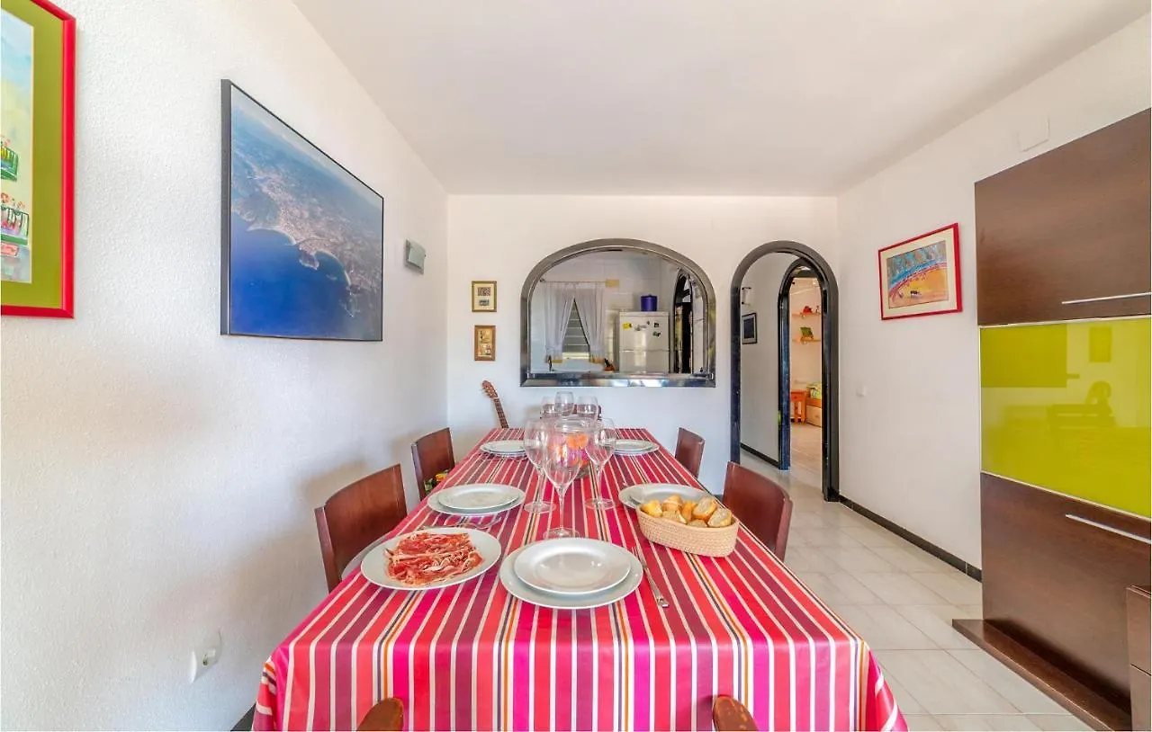2 Bedroom Stunning Apartment In Miami Platja 미아미플라자 0*,