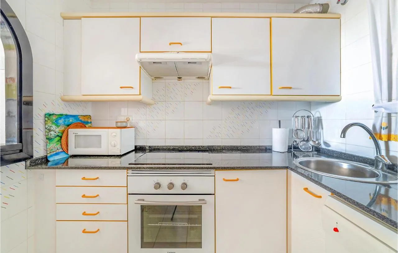 2 Bedroom Stunning Apartment In Miami Platja 미아미플라자 스페인